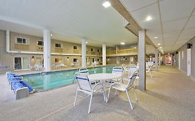 Sandwich Lodge & Resort